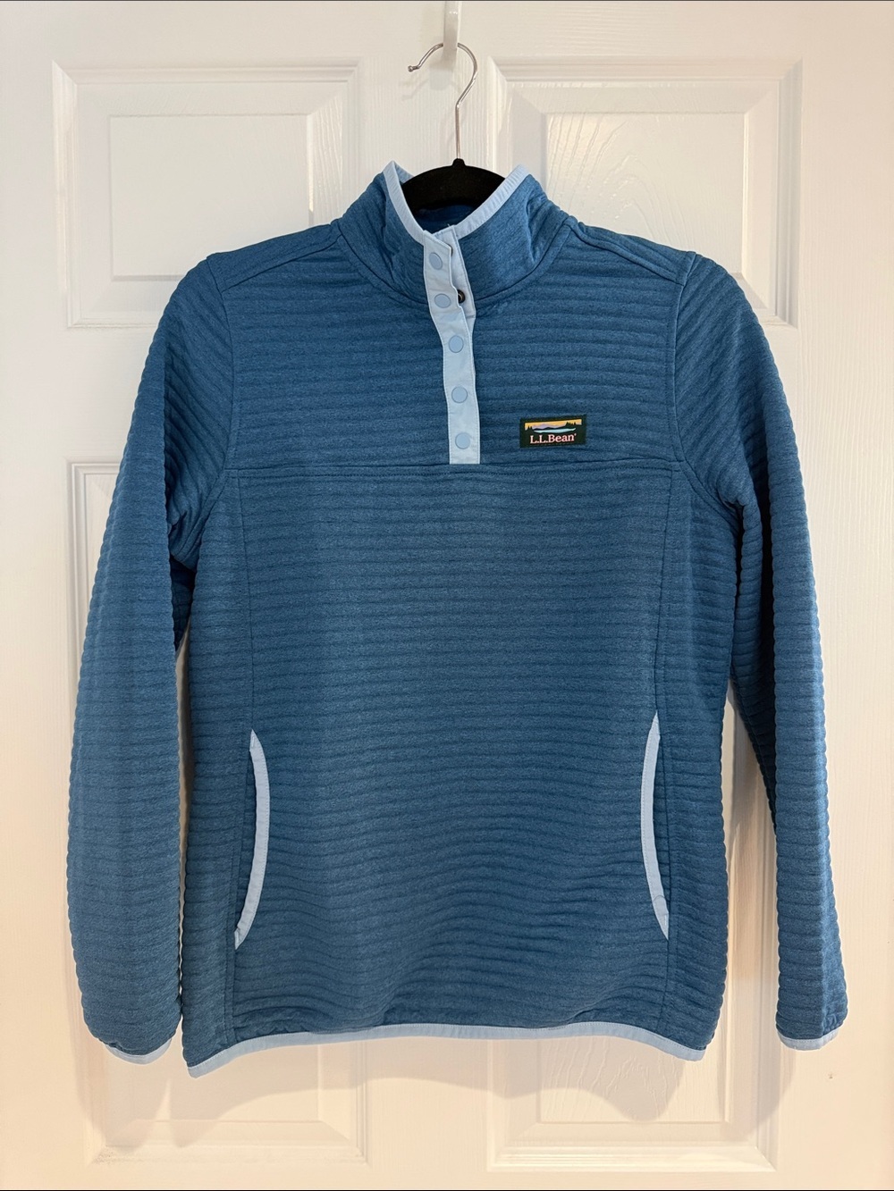 LIKE NEW L.L. Bean Women's Airlight Knit Pullover - XS